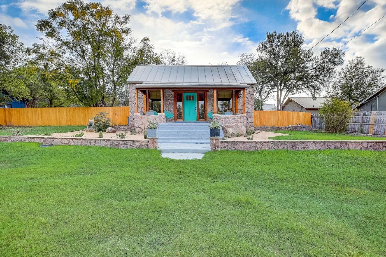 Marble Falls Zen Exterior photo
